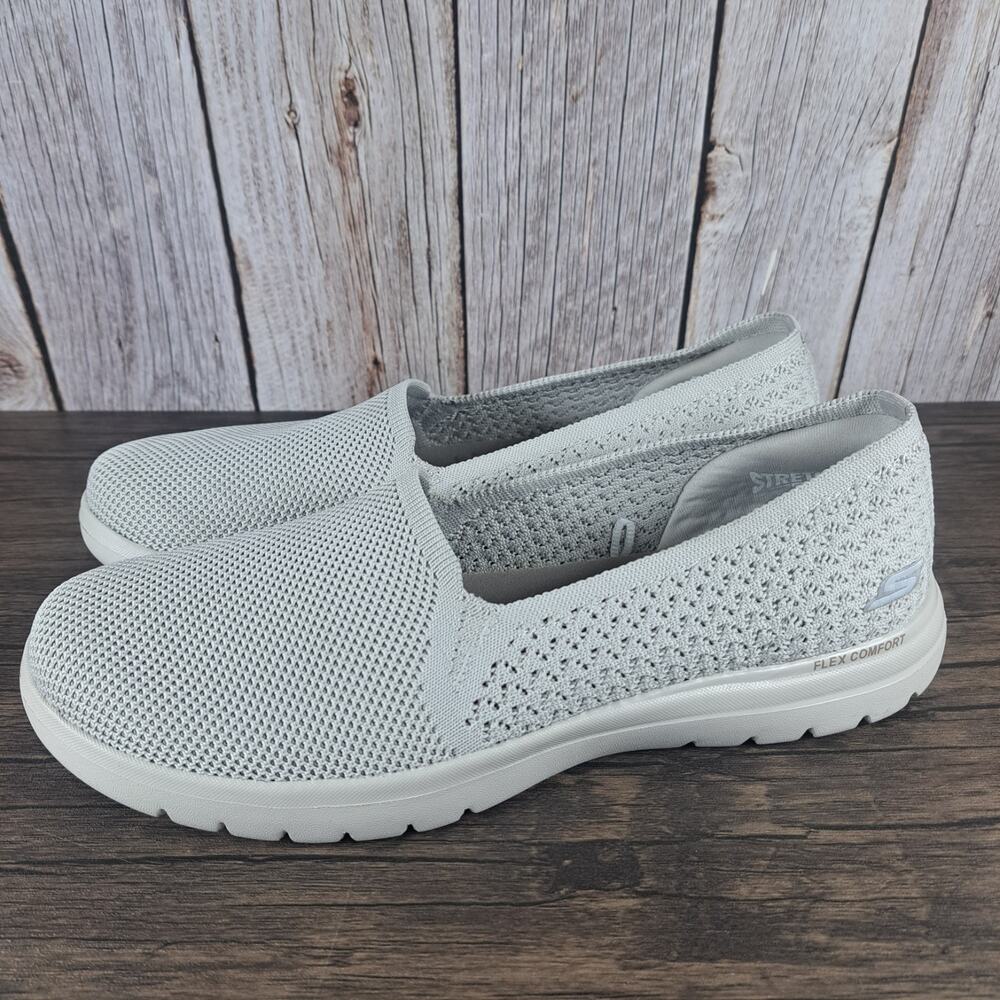 Skechers On The Go Flex Dahlia Slip On Loafer Sneaker Women's Sz 10 Taupe (NWOB)